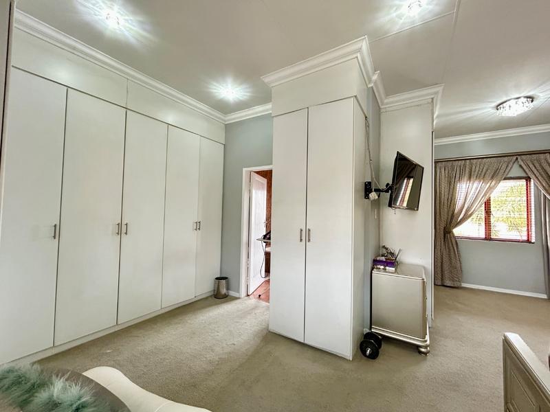 4 Bedroom Property for Sale in Melodie North West